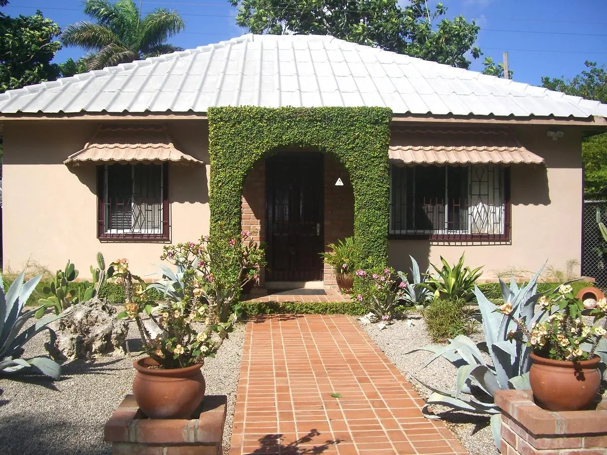 Chatham Cottage Μοντέγκο Μπέυ